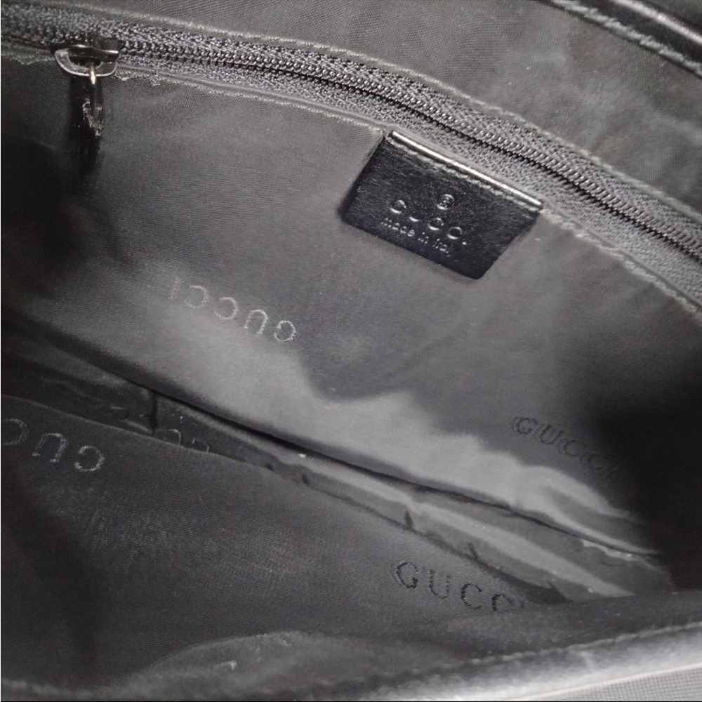 Gucci Jackie Black Shoulder Bag with Piston Lock EUC - Picture 8 of 17